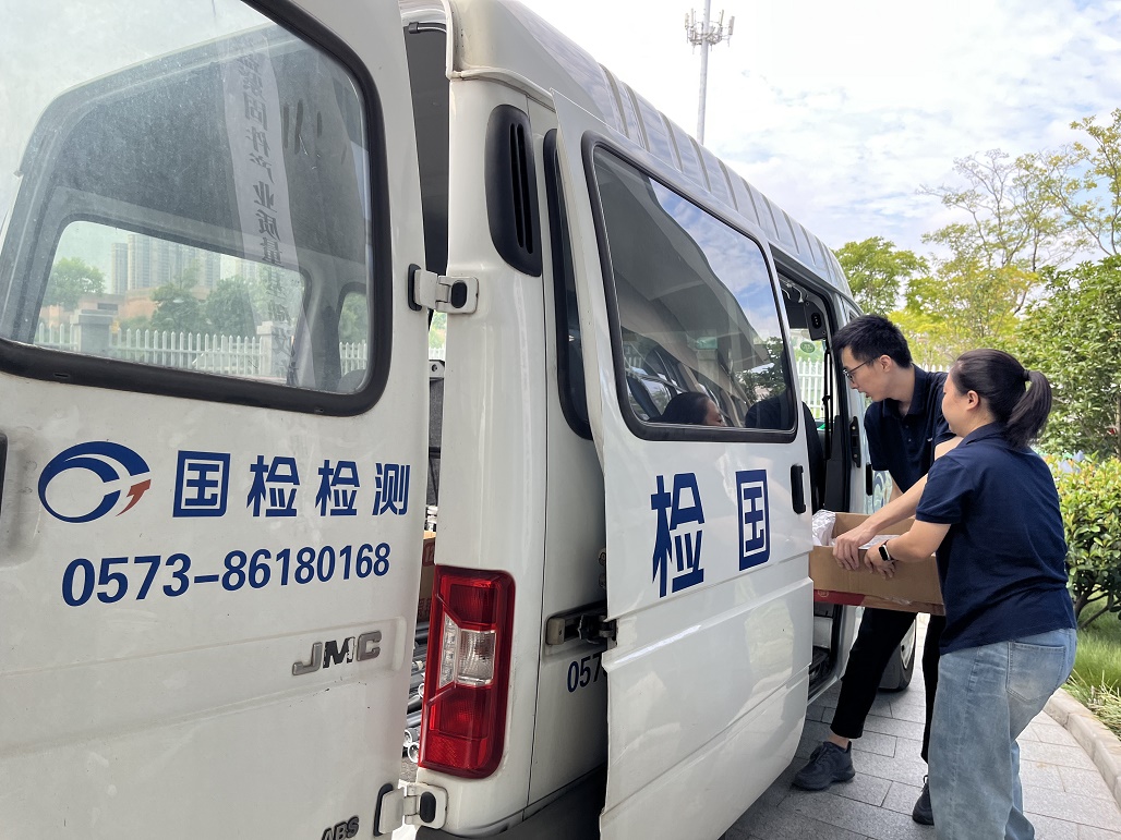 護航亞運，海鹽國檢巾幗為流動的亞運風景線默默站崗
